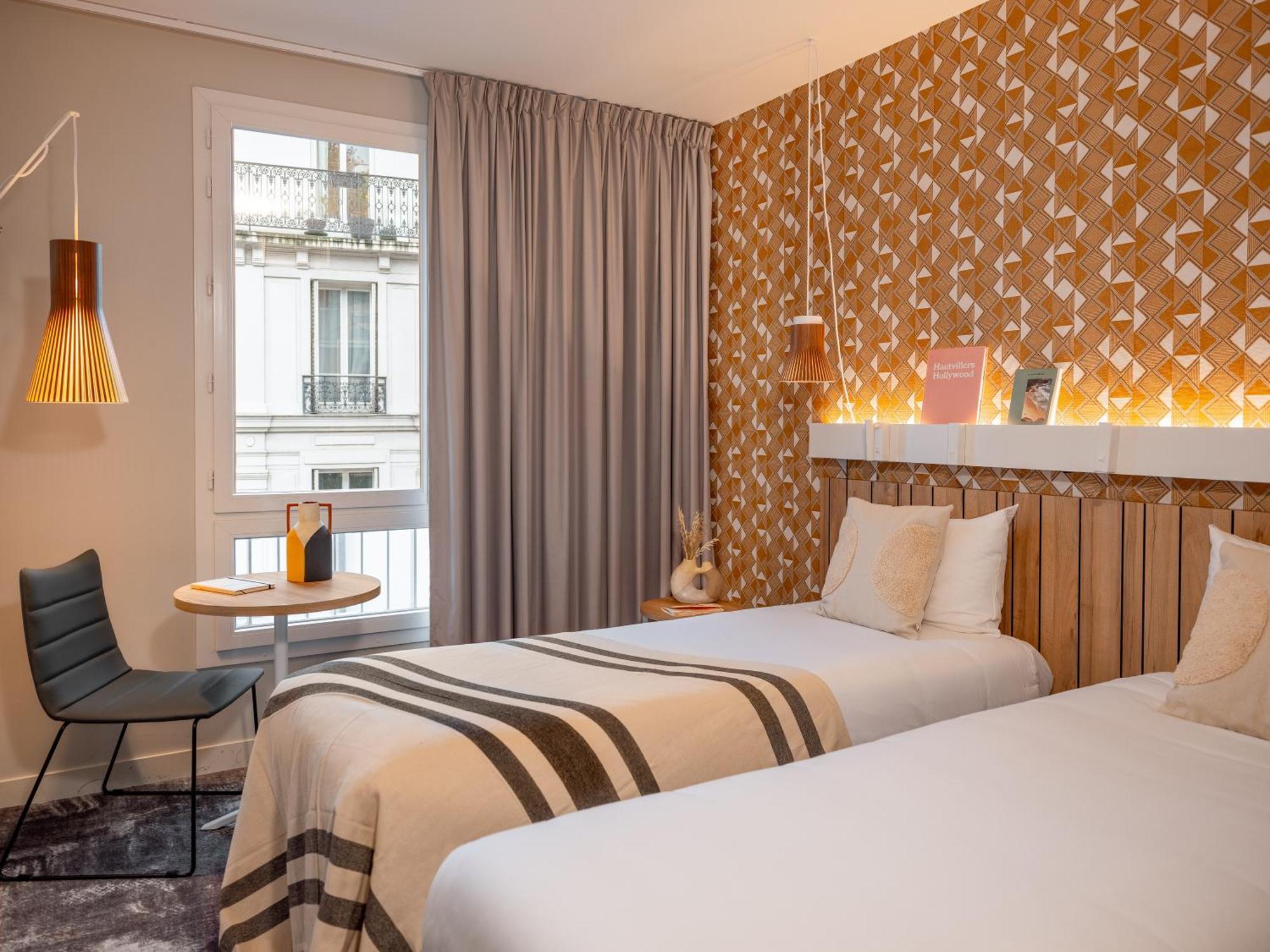 Ibis Paris Gare Montparnasse Catalogne Hotel ภายนอก รูปภาพ